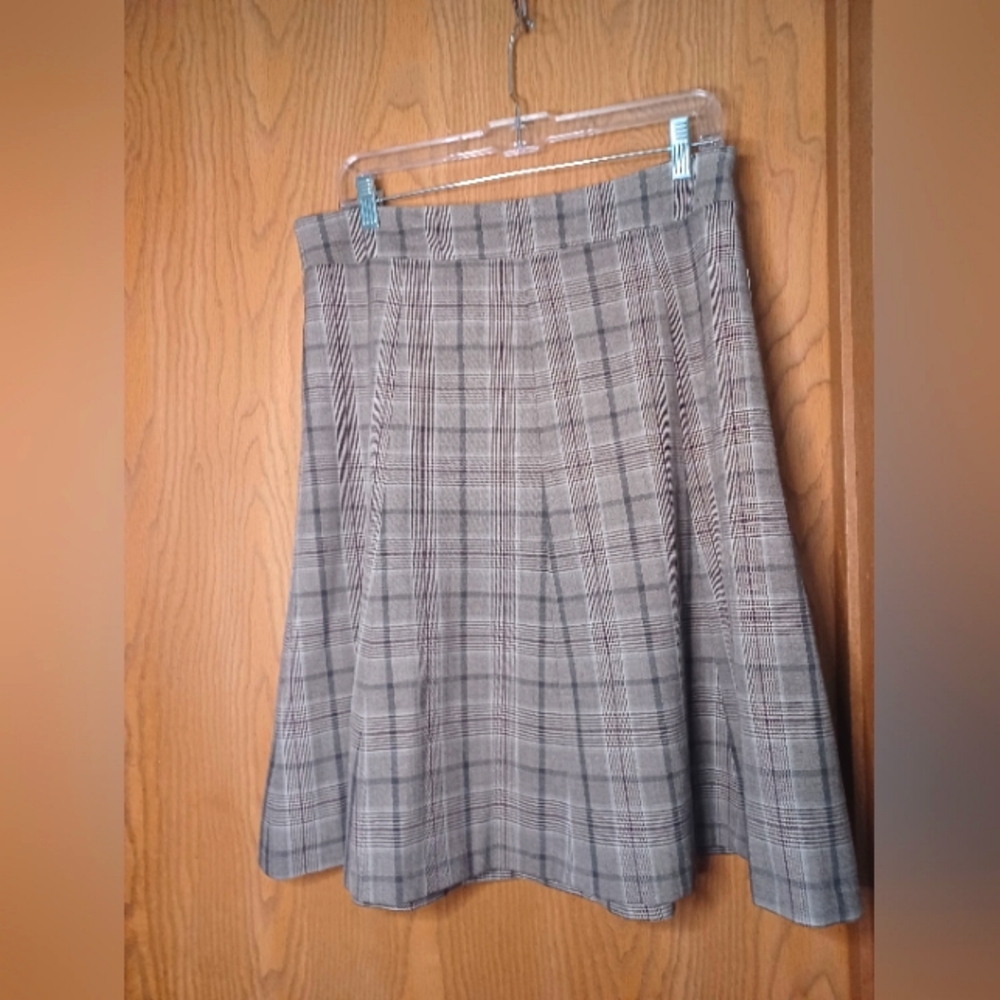 NWT COVINGTON plaid circle skirt